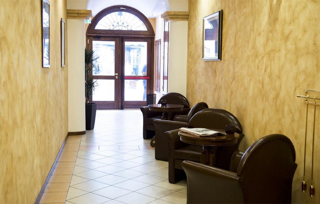 Hotel San Romano Ferrara Exteriör bild